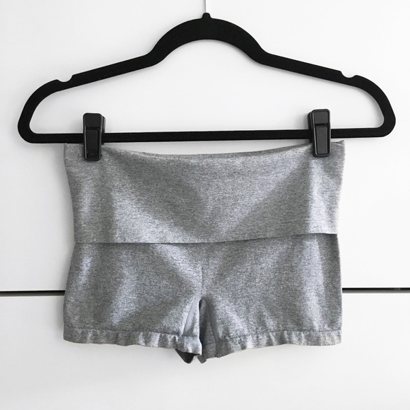 Pants - Seamless Yoga Lounge Shorts With Foldable Waist